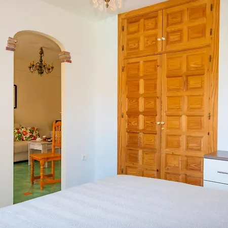 Bahia Canovas