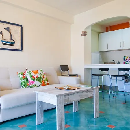 Bahia Canovas